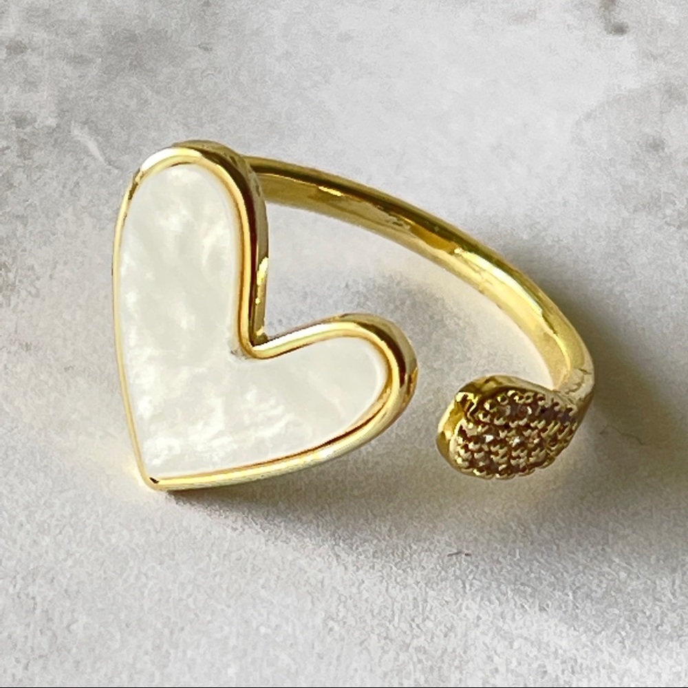 18K Gold Plated Elegant Shell Heart Adjustable Ring for Woman - Picture 3 of 16